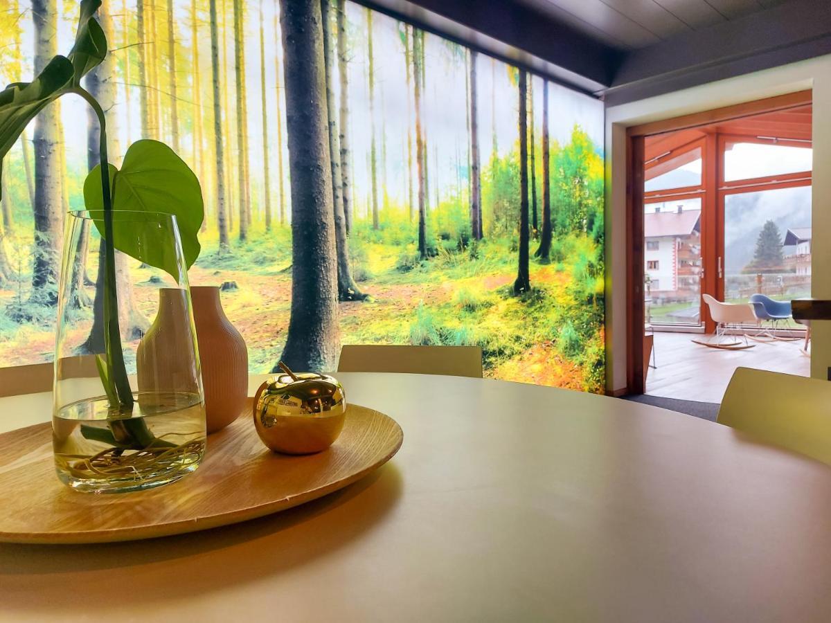 Hotel B&B Andreas Canazei Bagian luar foto