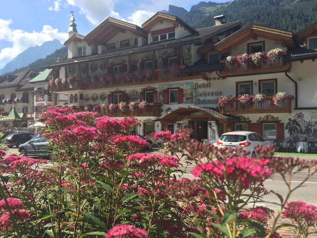 Hotel B&B Andreas Canazei Bagian luar foto